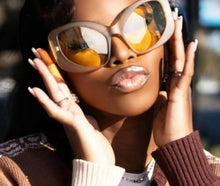 Designer's Inspired Oversized Cat Eye Sunglasses UV400